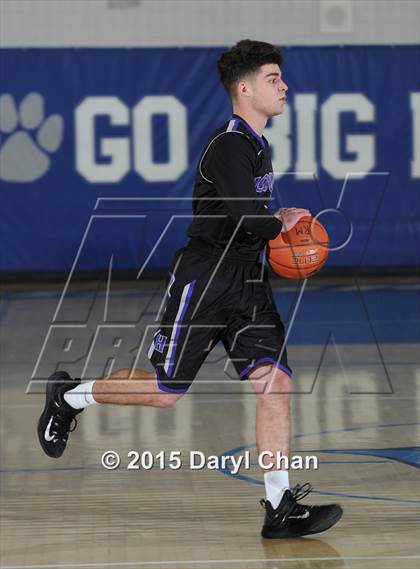 Thumbnail 2 in Hoover @ Benicia (MaxPreps Holiday Classic) photogallery.