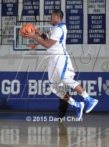 Thumbnail 3 in Hoover @ Benicia (MaxPreps Holiday Classic) photogallery.