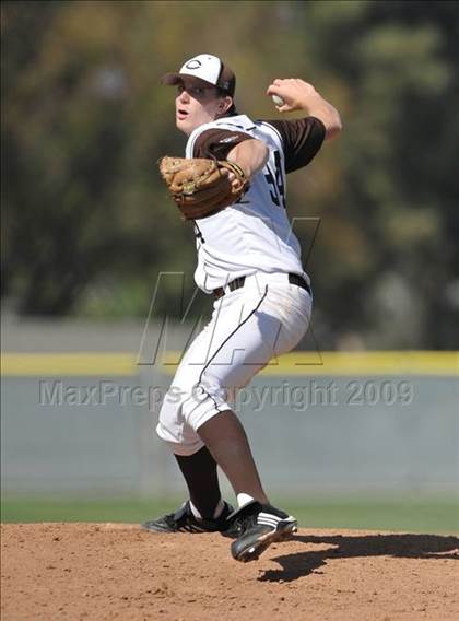 Thumbnail 3 in Brea Olinda @ Canyon photogallery.