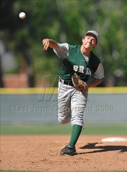 Thumbnail 1 in Brea Olinda @ Canyon photogallery.