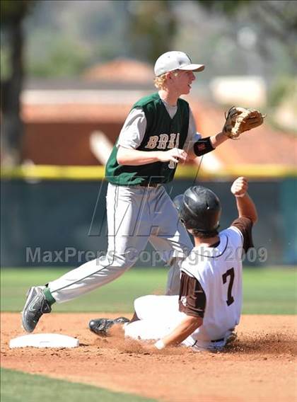 Thumbnail 1 in Brea Olinda @ Canyon photogallery.