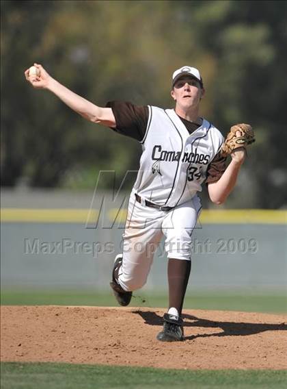 Thumbnail 3 in Brea Olinda @ Canyon photogallery.