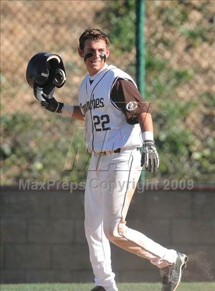 Thumbnail 1 in Brea Olinda @ Canyon photogallery.