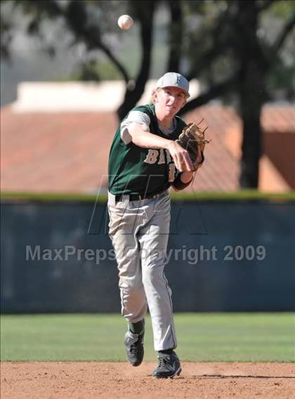 Thumbnail 1 in Brea Olinda @ Canyon photogallery.