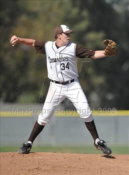 Thumbnail 2 in Brea Olinda @ Canyon photogallery.