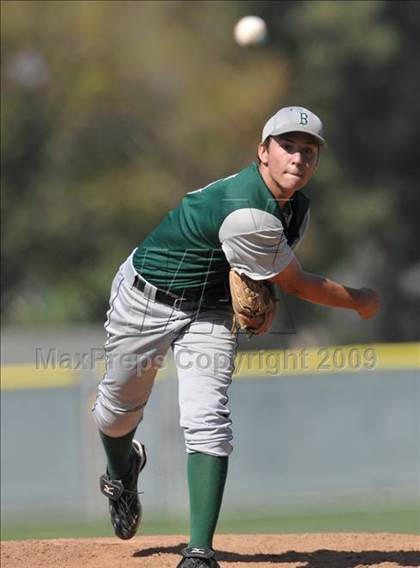 Thumbnail 1 in Brea Olinda @ Canyon photogallery.