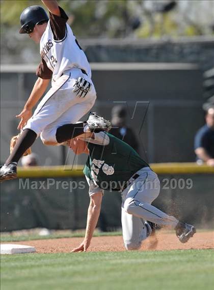 Thumbnail 3 in Brea Olinda @ Canyon photogallery.