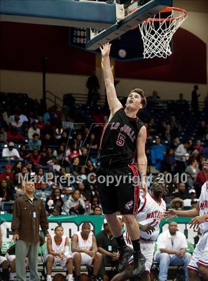 Thumbnail 1 in La Jolla vs Mount Miguel (CIF SDS D3 Final) photogallery.