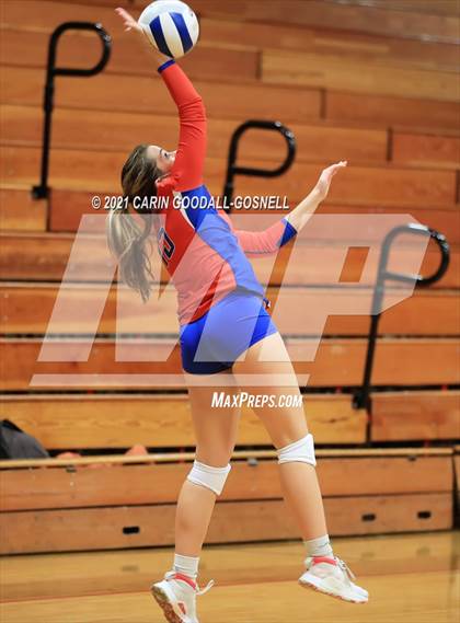 Thumbnail 2 in New Bern @ West Carteret photogallery.
