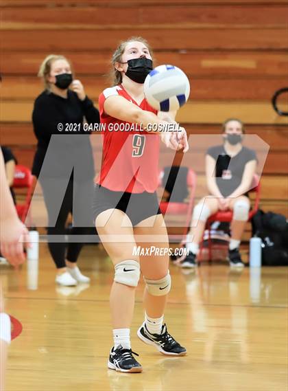 Thumbnail 3 in New Bern @ West Carteret photogallery.