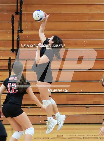 Thumbnail 3 in New Bern @ West Carteret photogallery.