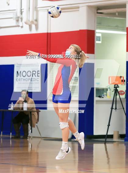 Thumbnail 3 in New Bern @ West Carteret photogallery.