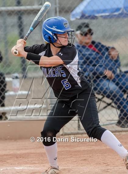 Thumbnail 2 in Mesquite vs. Skyline (Blackhawk Tournament) photogallery.
