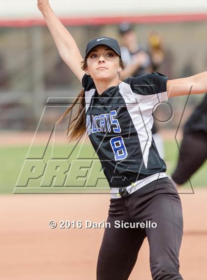 Thumbnail 2 in Mesquite vs. Skyline (Blackhawk Tournament) photogallery.