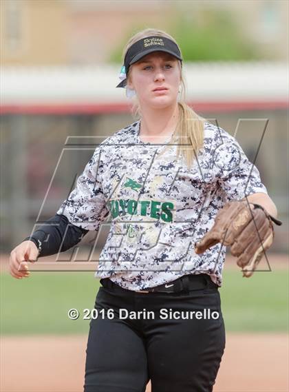 Thumbnail 3 in Mesquite vs. Skyline (Blackhawk Tournament) photogallery.