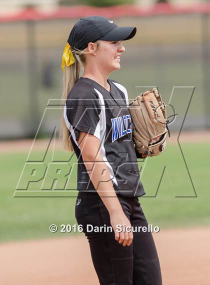 Thumbnail 2 in Mesquite vs. Skyline (Blackhawk Tournament) photogallery.