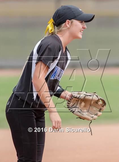 Thumbnail 3 in Mesquite vs. Skyline (Blackhawk Tournament) photogallery.