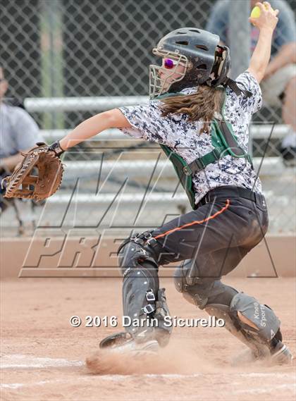 Thumbnail 3 in Mesquite vs. Skyline (Blackhawk Tournament) photogallery.