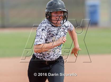 Thumbnail 3 in Mesquite vs. Skyline (Blackhawk Tournament) photogallery.