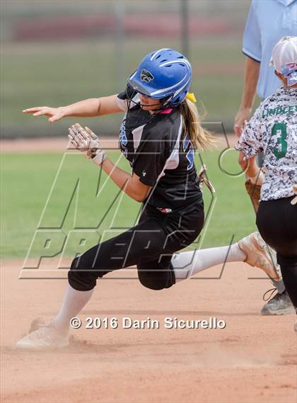 Thumbnail 1 in Mesquite vs. Skyline (Blackhawk Tournament) photogallery.