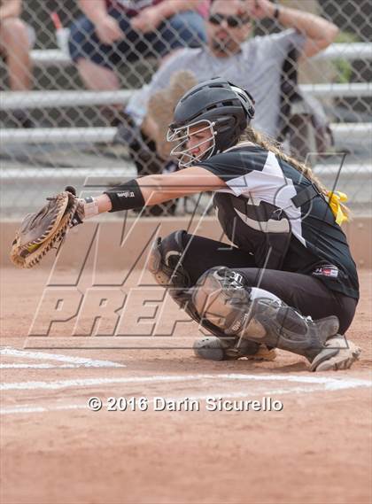 Thumbnail 2 in Mesquite vs. Skyline (Blackhawk Tournament) photogallery.