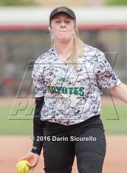 Thumbnail 1 in Mesquite vs. Skyline (Blackhawk Tournament) photogallery.
