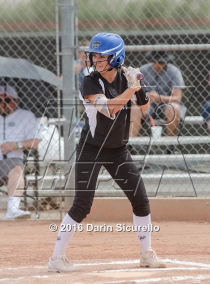 Thumbnail 2 in Mesquite vs. Skyline (Blackhawk Tournament) photogallery.