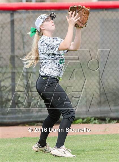 Thumbnail 1 in Mesquite vs. Skyline (Blackhawk Tournament) photogallery.
