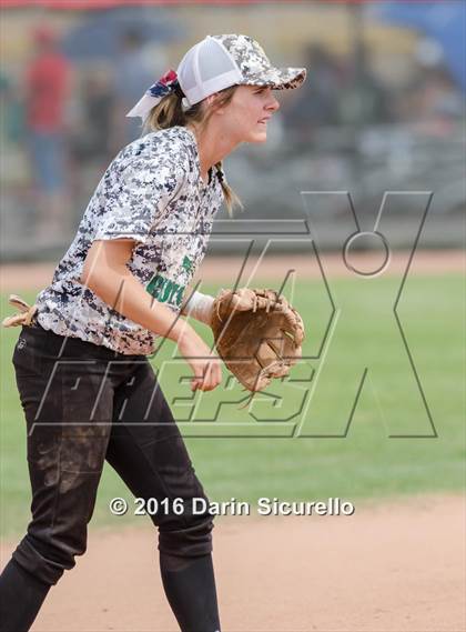 Thumbnail 1 in Mesquite vs. Skyline (Blackhawk Tournament) photogallery.
