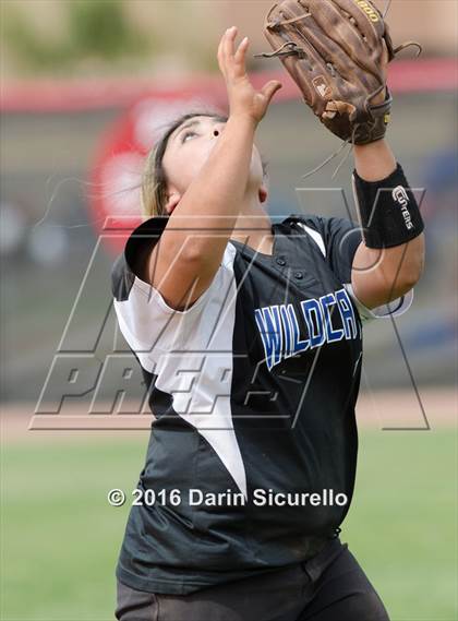 Thumbnail 3 in Mesquite vs. Skyline (Blackhawk Tournament) photogallery.