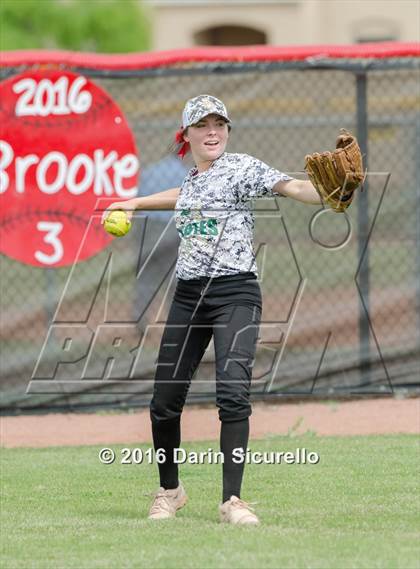 Thumbnail 3 in Mesquite vs. Skyline (Blackhawk Tournament) photogallery.