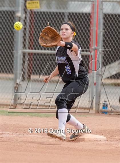 Thumbnail 1 in Mesquite vs. Skyline (Blackhawk Tournament) photogallery.