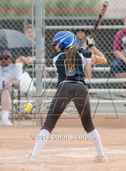 Thumbnail 2 in Mesquite vs. Skyline (Blackhawk Tournament) photogallery.