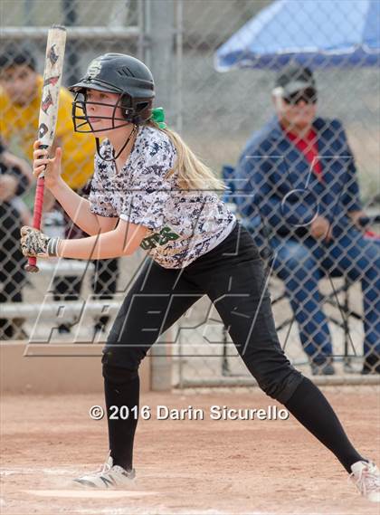 Thumbnail 2 in Mesquite vs. Skyline (Blackhawk Tournament) photogallery.