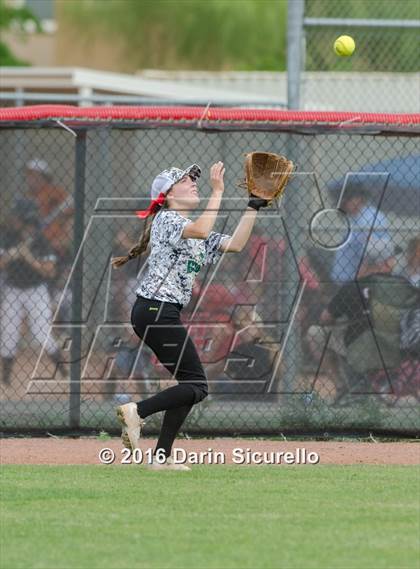 Thumbnail 2 in Mesquite vs. Skyline (Blackhawk Tournament) photogallery.