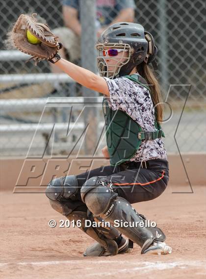 Thumbnail 2 in Mesquite vs. Skyline (Blackhawk Tournament) photogallery.