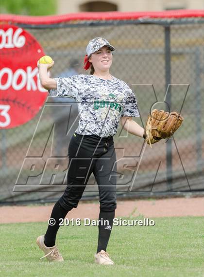 Thumbnail 1 in Mesquite vs. Skyline (Blackhawk Tournament) photogallery.