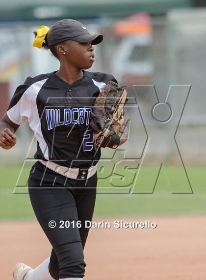 Thumbnail 1 in Mesquite vs. Skyline (Blackhawk Tournament) photogallery.