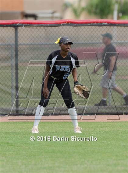 Thumbnail 3 in Mesquite vs. Skyline (Blackhawk Tournament) photogallery.