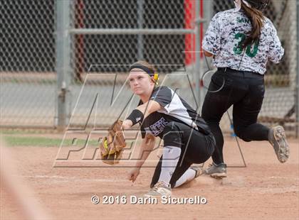 Thumbnail 3 in Mesquite vs. Skyline (Blackhawk Tournament) photogallery.
