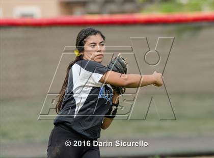 Thumbnail 3 in Mesquite vs. Skyline (Blackhawk Tournament) photogallery.