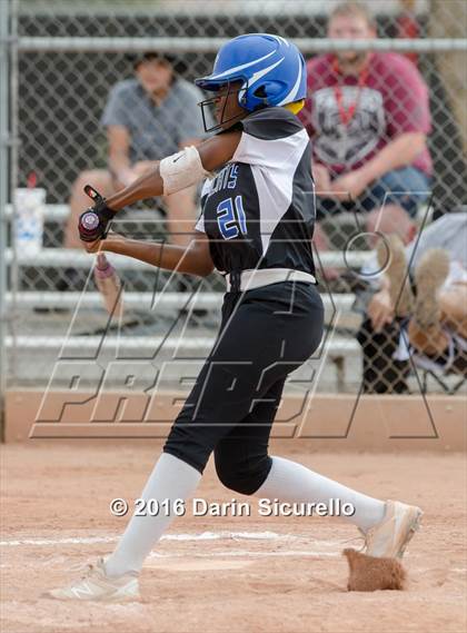 Thumbnail 3 in Mesquite vs. Skyline (Blackhawk Tournament) photogallery.