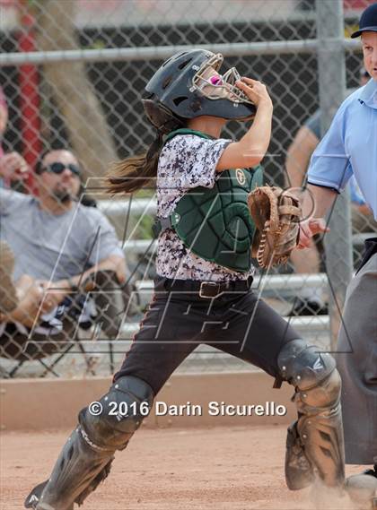Thumbnail 3 in Mesquite vs. Skyline (Blackhawk Tournament) photogallery.