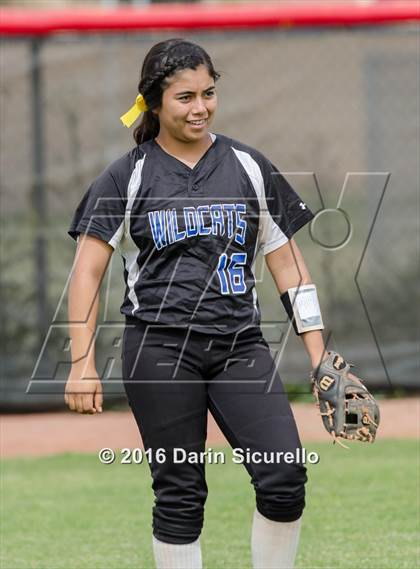 Thumbnail 1 in Mesquite vs. Skyline (Blackhawk Tournament) photogallery.