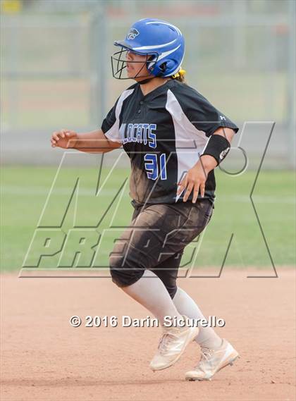 Thumbnail 3 in Mesquite vs. Skyline (Blackhawk Tournament) photogallery.