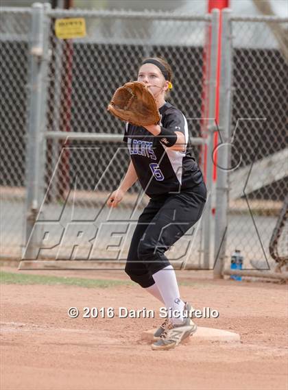 Thumbnail 3 in Mesquite vs. Skyline (Blackhawk Tournament) photogallery.