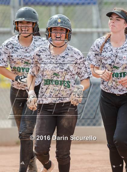 Thumbnail 1 in Mesquite vs. Skyline (Blackhawk Tournament) photogallery.
