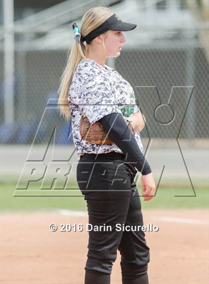 Thumbnail 1 in Mesquite vs. Skyline (Blackhawk Tournament) photogallery.