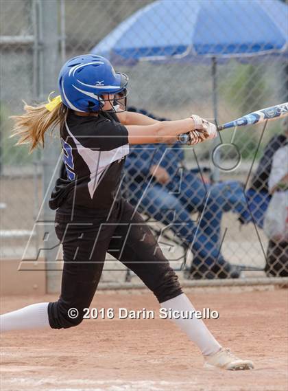 Thumbnail 2 in Mesquite vs. Skyline (Blackhawk Tournament) photogallery.