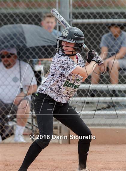 Thumbnail 2 in Mesquite vs. Skyline (Blackhawk Tournament) photogallery.